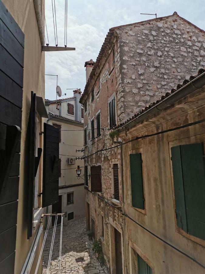 A Charming One-Bedroom Apartment In The Heart Of 'Rovinj' ภายนอก รูปภาพ